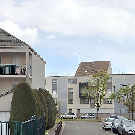Evasion Romantique Avec Jacuzzi サヴィニー・ル・タンプル エクステリア 写真